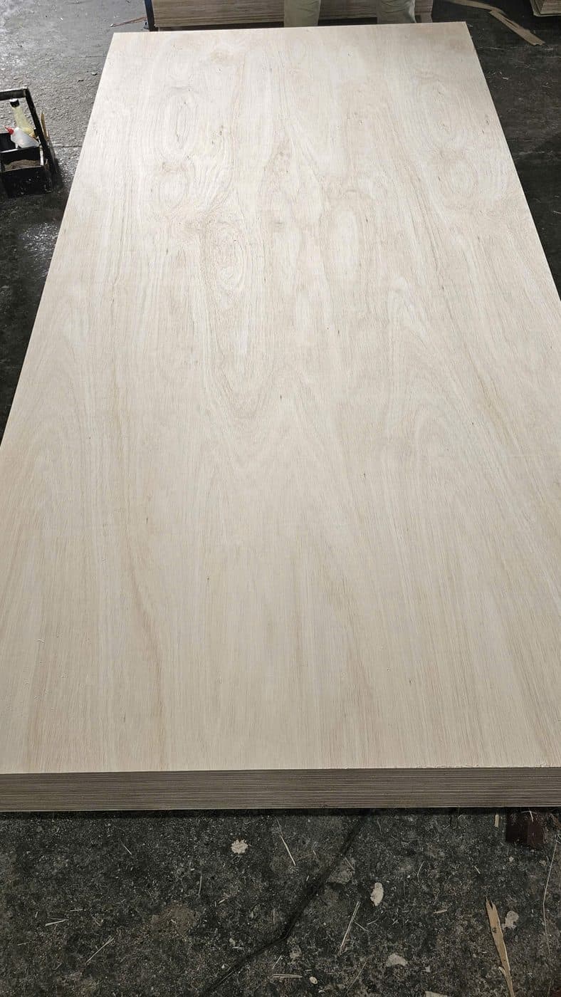 Commercial Plywood 1 — LELOI Vietnam