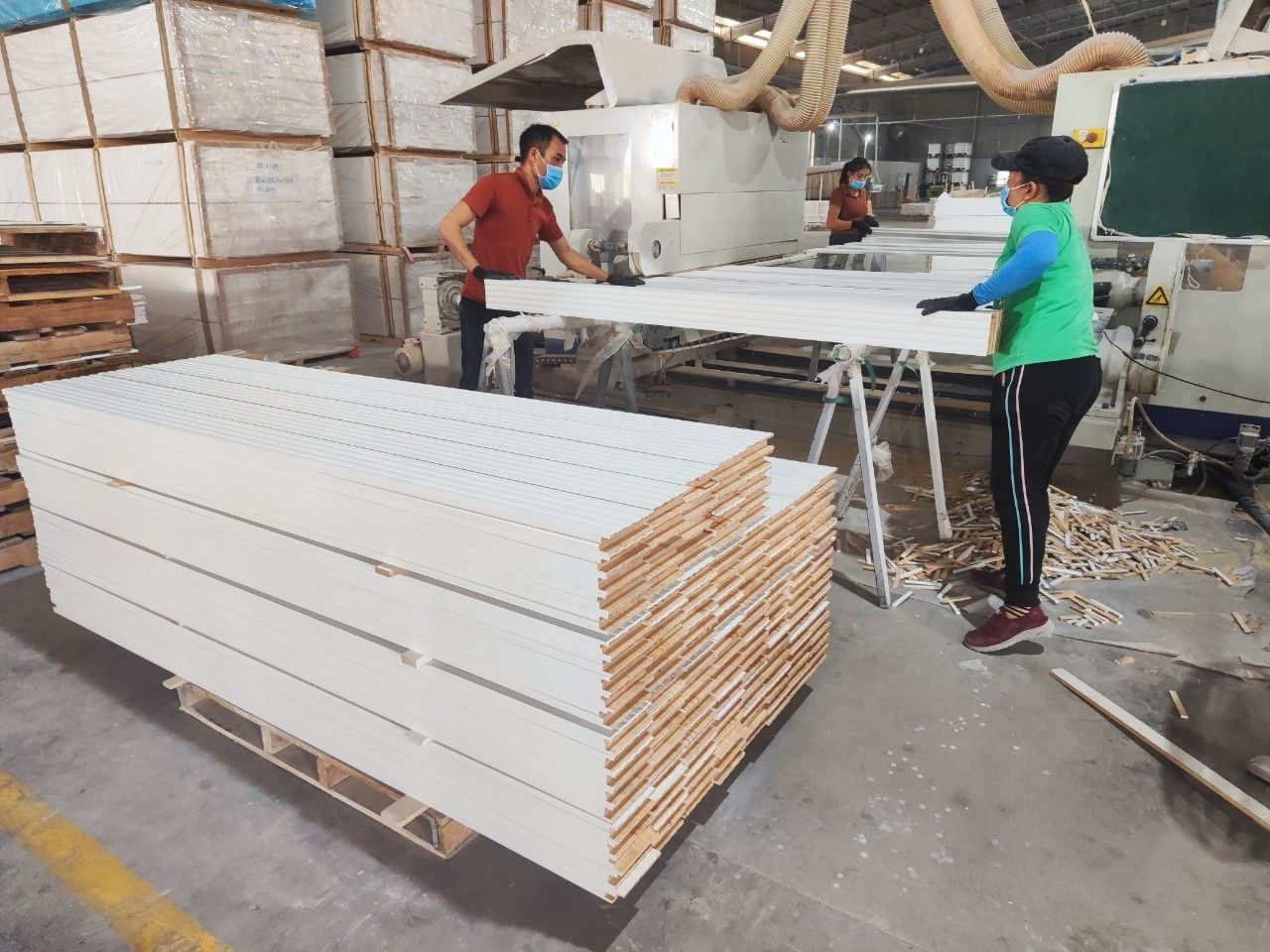 Primed Moulding (Finger-Joint) production at LELOI factory Vietnam