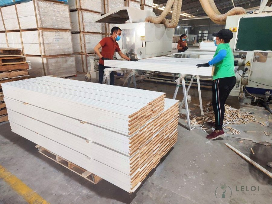 Profiling — LELOI primed moulding, Vietnam 1